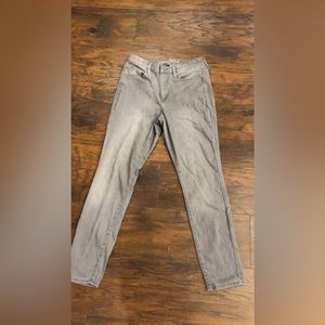 Universal Thread High Rise Skinny Jeans